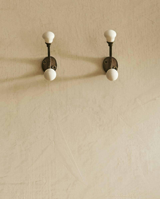 CERAMIC HOOK